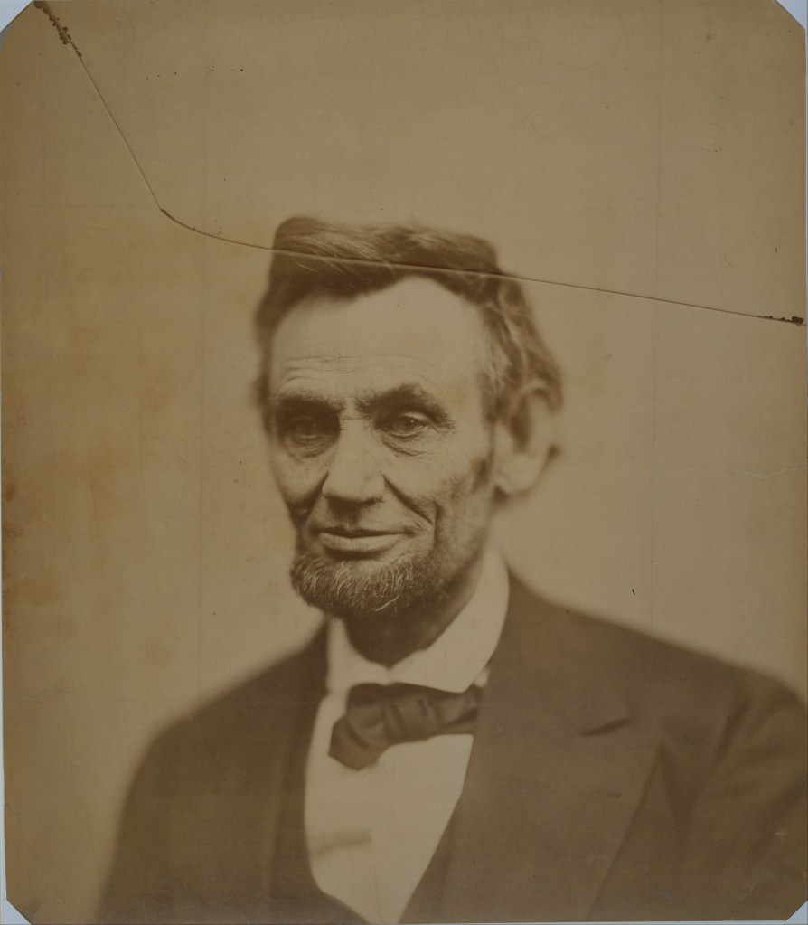 Abraham_Lincoln_smiling